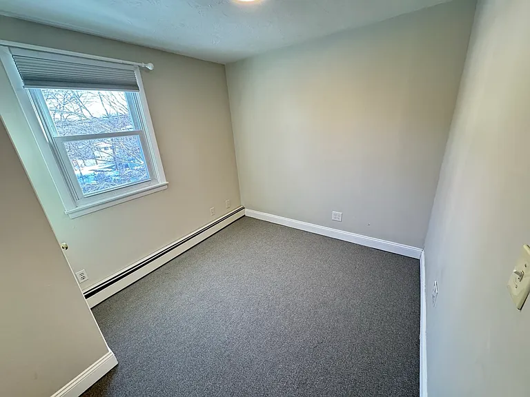 1547 Liberty St — Photo 12