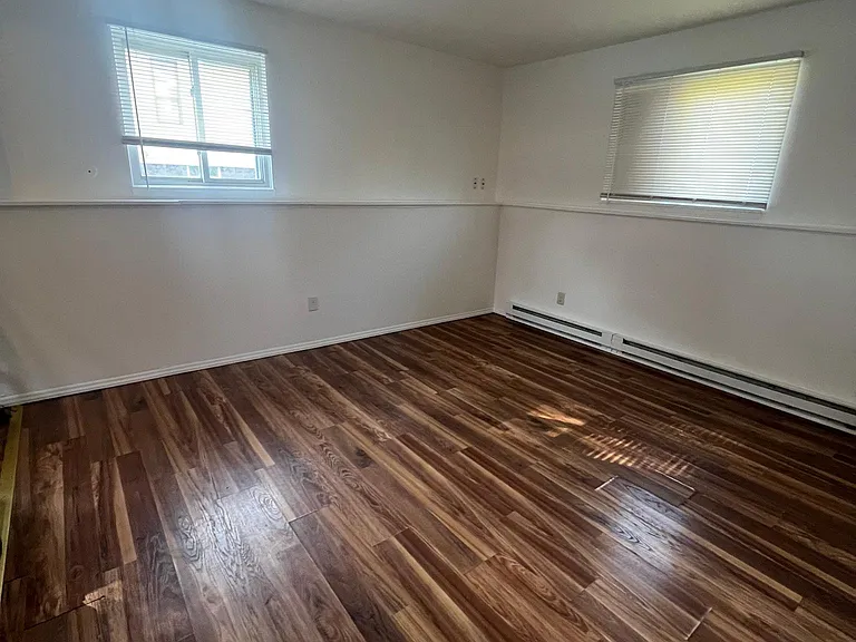 212 N Grace St — Photo 4