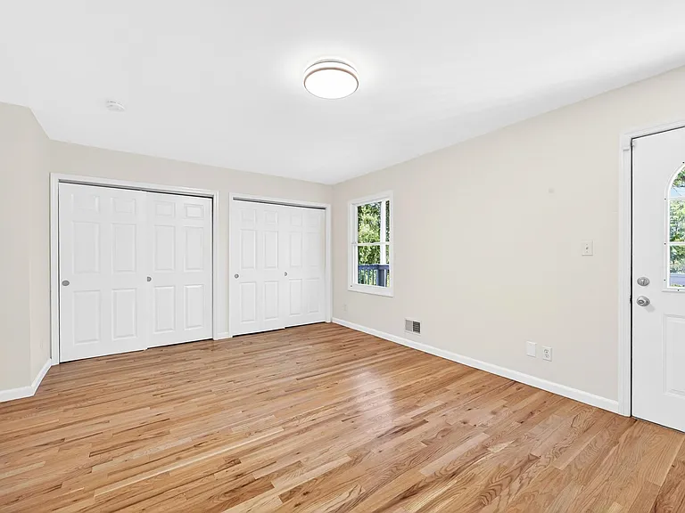 14 Elizabeth St #1 — Photo 18