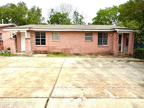 1829 E Highland Blvd Photo 1
