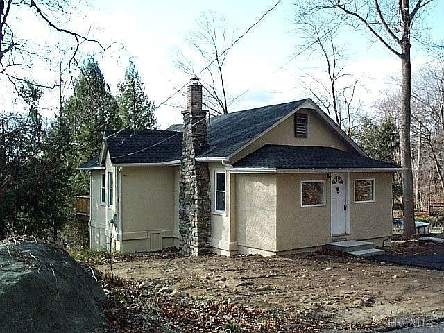 1st image of 66 Empire Dr
