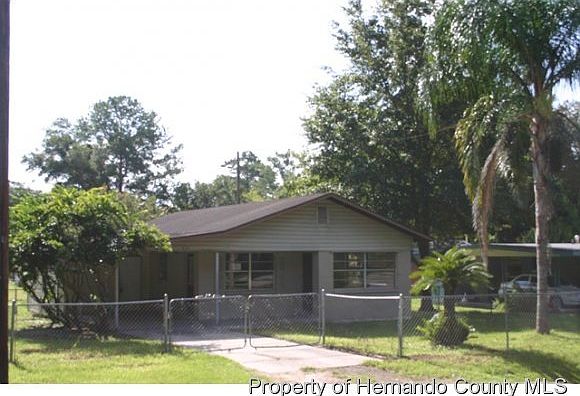 1st image of 412 E Brooksville Ave