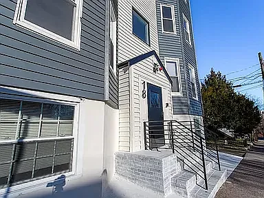18 Fitzhenry Sq #3 — Photo 3