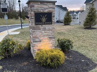 235 Ponds Edge Dr, Media, PA 19063