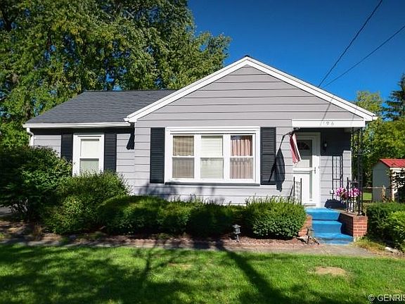 2nd image of 196 Fort Hill Ave