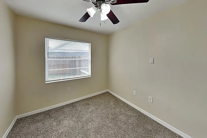 7109 Vallejo Way — Photo 10