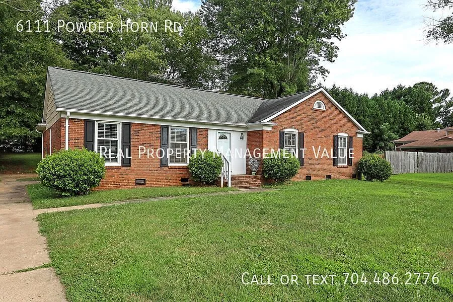 Building Photo - 6111 Powder Horn Rd