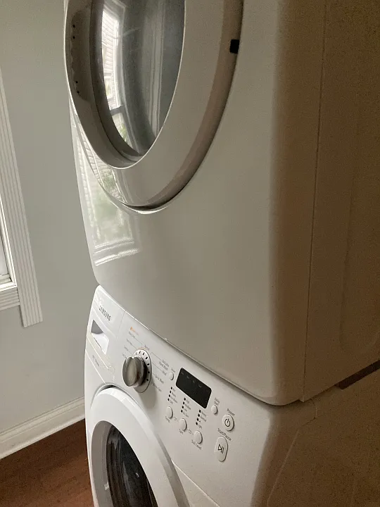 2 bed, 1000 sqft, $3,199 — Photo 4
