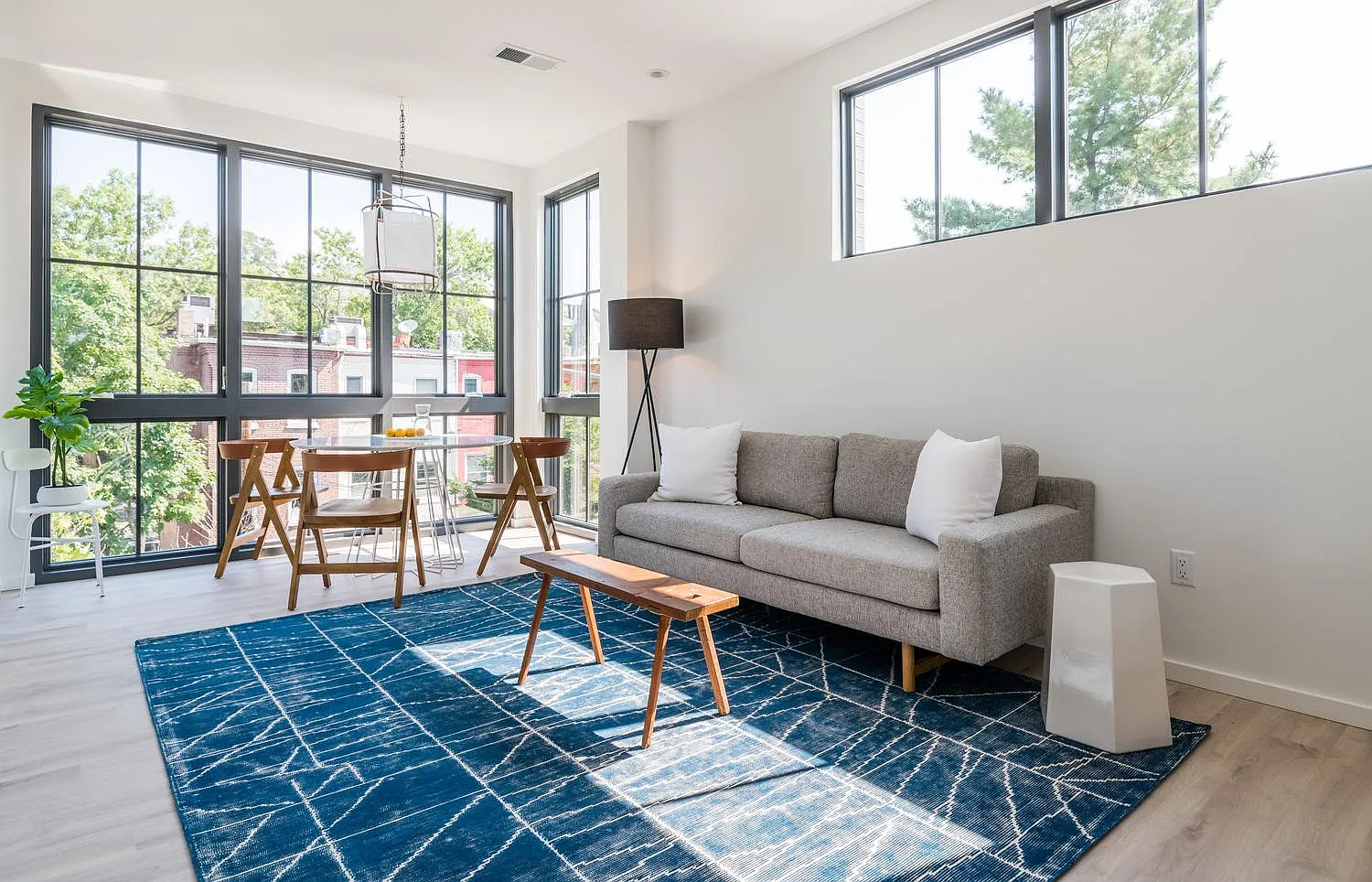 3 bed, $1,699 — Photo 3