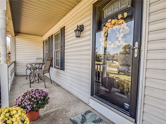 2nd image of 6980 Sturbridge Dr