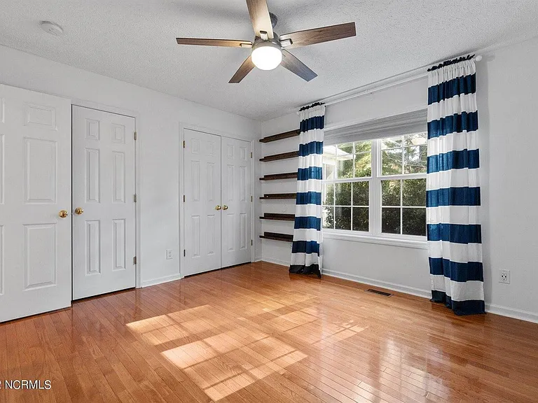120 Crimson Ct — Photo 39