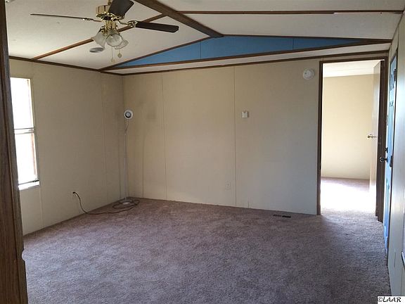 5th image of 225 Lane Dr