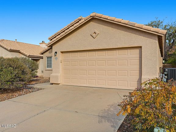 2nd image of 4464 W Holly Berry Way