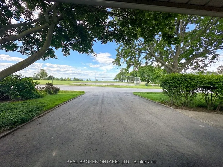67 Lakeside Dr — Photo 15