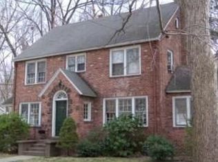711 Laurel St, Longmeadow, MA 01106