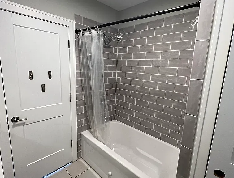 3054 N Spaulding Ave #2 — Photo 13