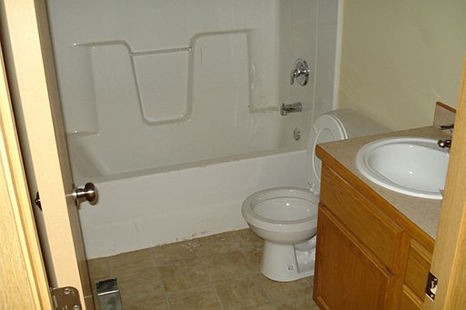 2nd image of 1259 N Northwood Ave