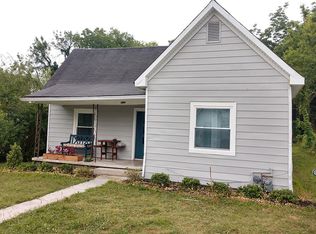 214 Jefferson St, Fayetteville, TN 37334