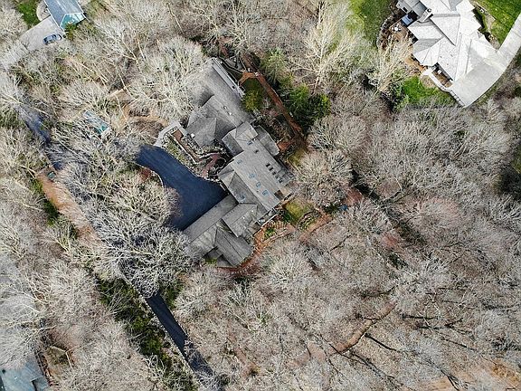 5th image of 5435 Bauers Dr