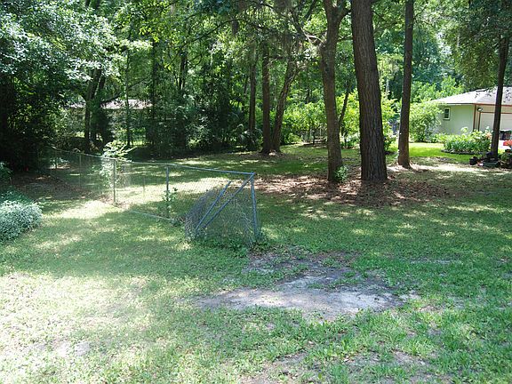 Expanded side yard