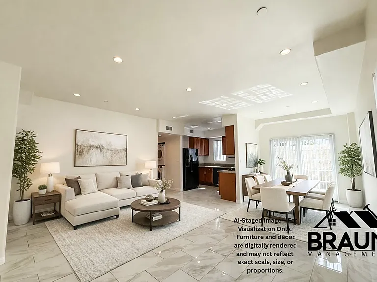 1423 Franklin St — Photo 1