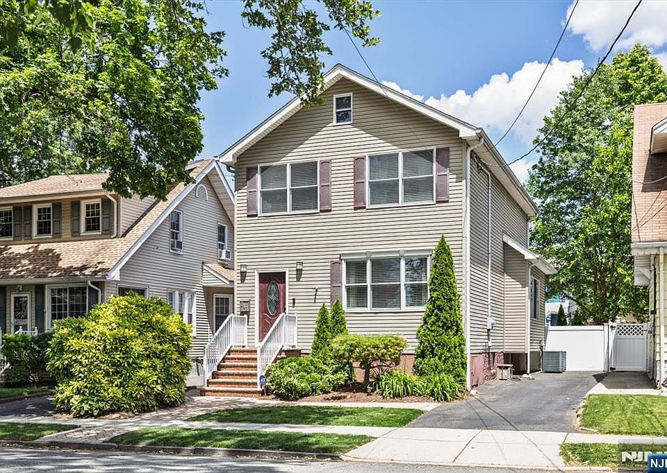 1st image of 242 Washington Ave
