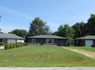 42 Liberty Blvd, Machesney Park, IL 61115