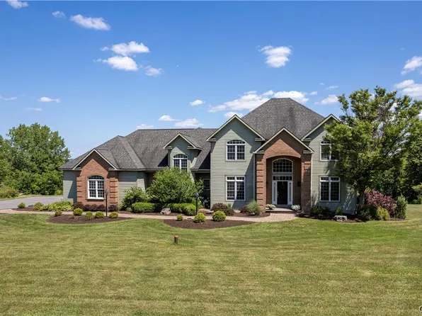 4020 Deer Crossing Run, Manlius, NY 13104