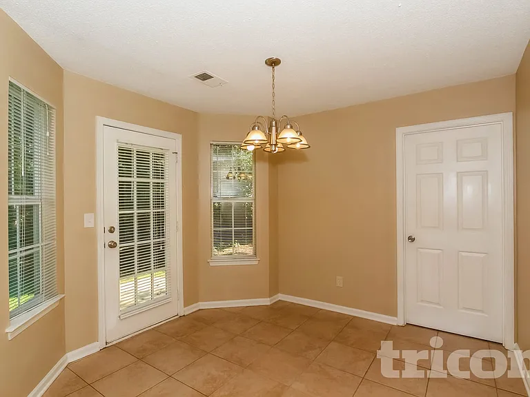 217 Metoyer Dr — Photo 5