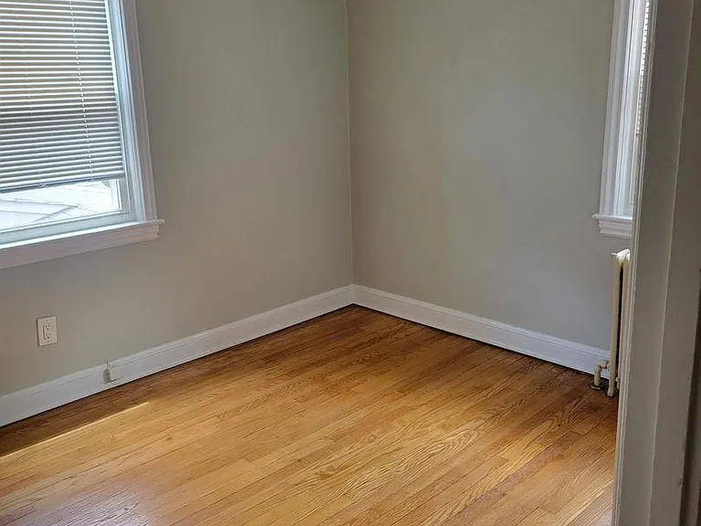 8404 Cedar St — Photo 7