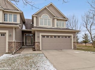 14108 Ridgemont Dr, Urbandale, IA 50323