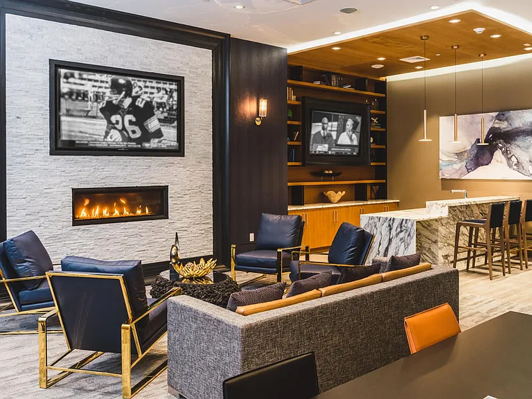 Clubhouse/Lounge