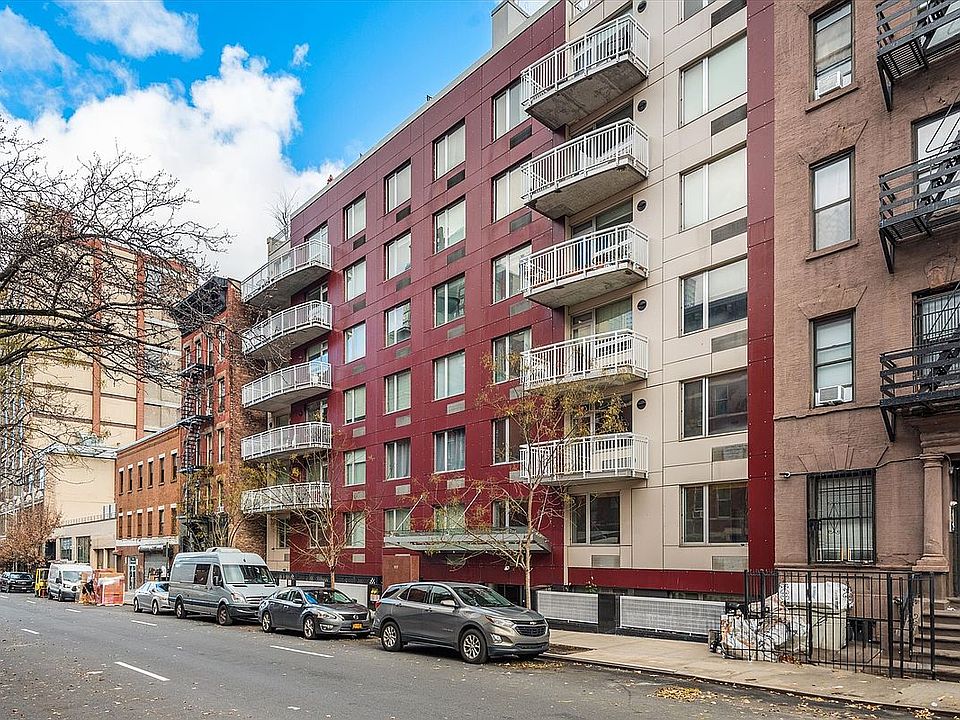 1st image of 517 W 46th St APT 607