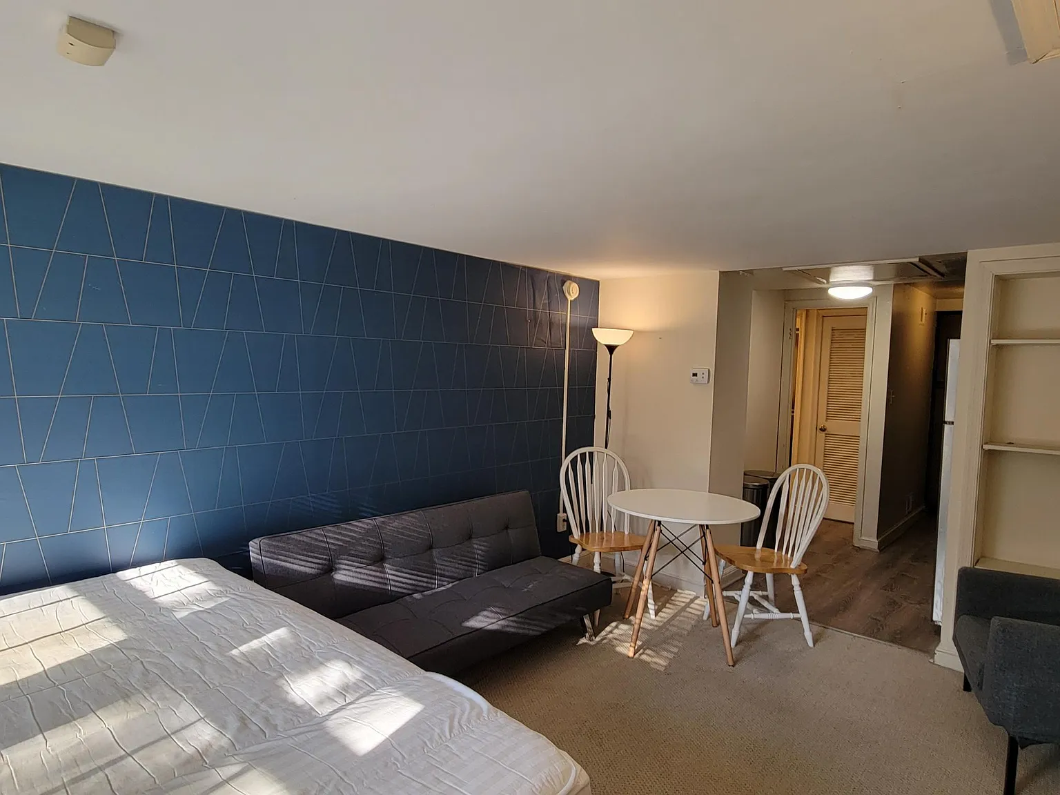 Studio, 370 sqft, $1,650 — Photo 3