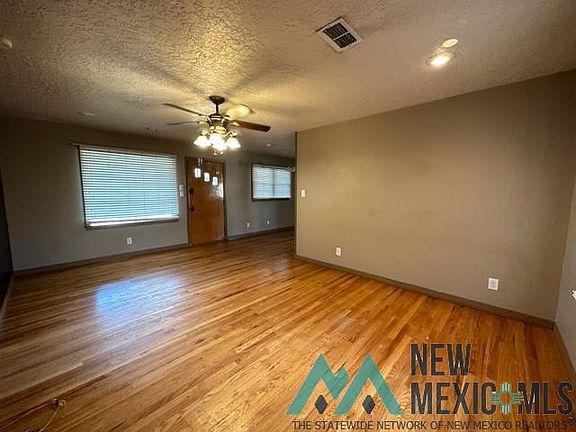 5th image of 129 E Manana Blvd