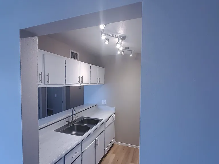 Sand Pebble Community *Renovated Units — Photo 100