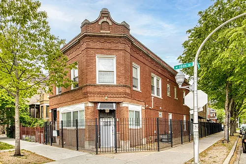 2734 W 18th St Photo 1
