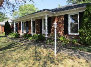2901 Creekside Dr, Hickory Hill, KY 40241