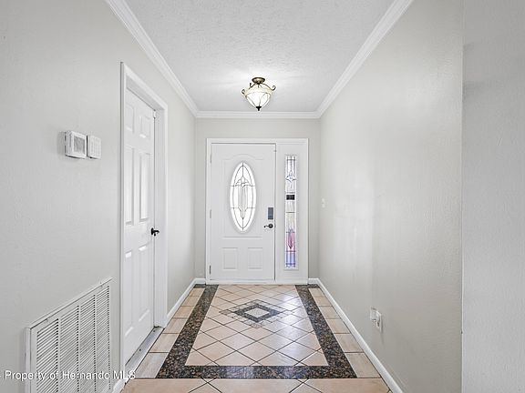 5th image of 1511 Paddock Dr