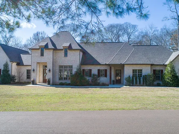 4 Windsor Oak Ests, Natchez, MS 39120