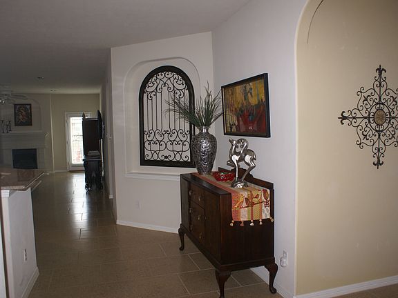 5th image of 218 River Briar Ln