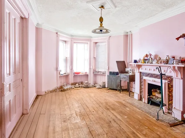 113 Halsey Street image 5 of 11