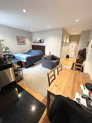 Rented by Douglas Elliman | media 2