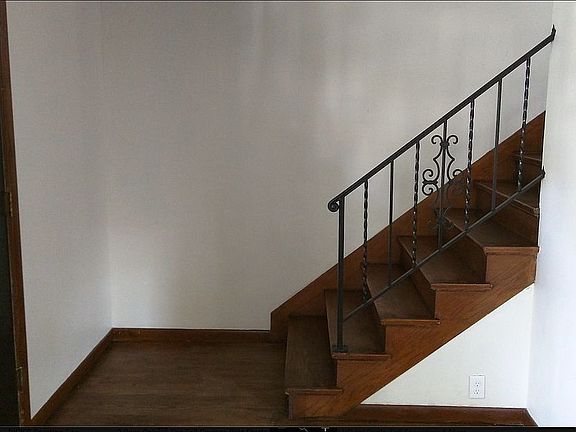 Front Entry & Stairs