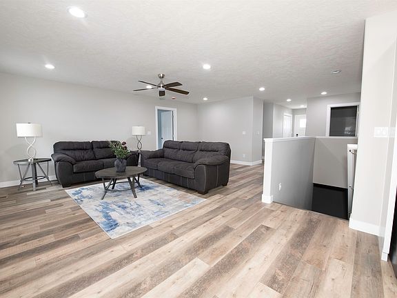 4th image of 5305 18th Avenue Pl