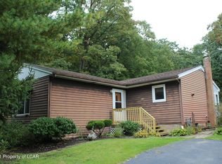 472 S Mountain Blvd, Mountain Top, PA 18707