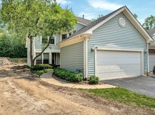 302 Spring Creek Cir, Schaumburg, IL 60173