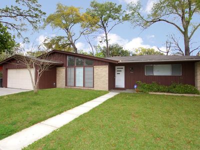 9764 Westview Dr, Houston, TX, 77055