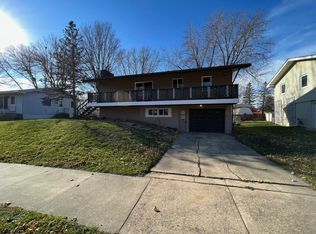 2017 21st Ave NW, Rochester, MN 55901
