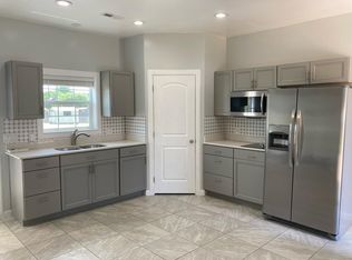 802 Linwood Rd #2, Mooresville, NC 28115